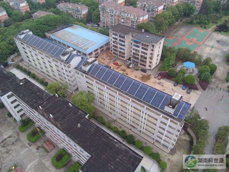 長沙縣星沙中學學生宿舍太陽能熱水系統工程