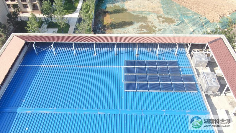 小學屋頂太陽能熱水系統工程